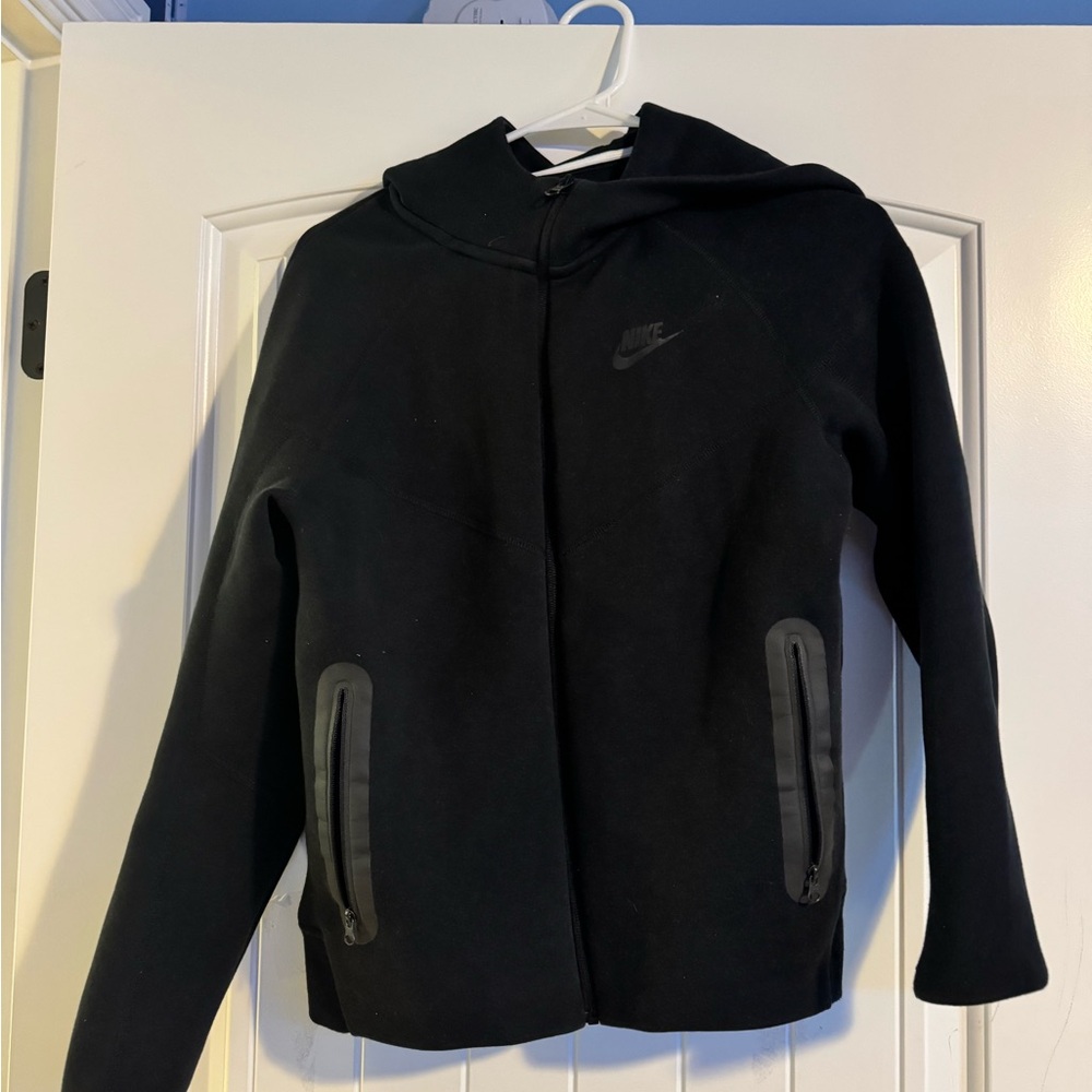 Youth Nike Tech sweatshirt